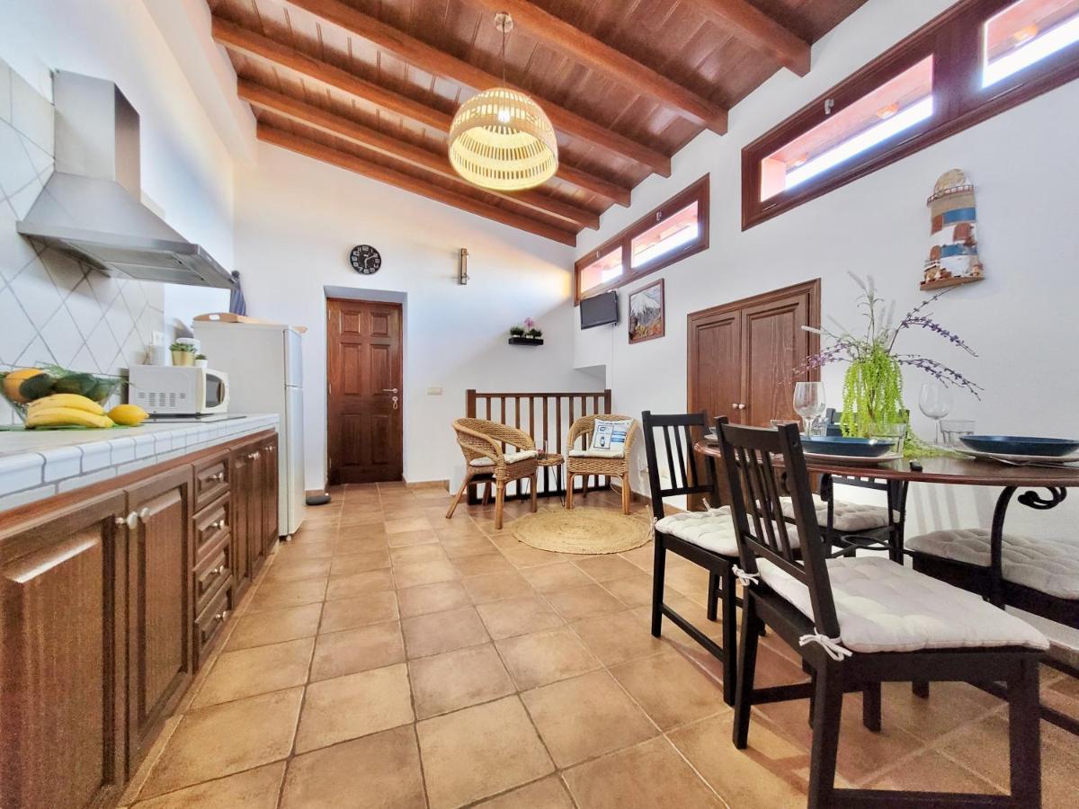 Bollullo Sunset - Apamate Apartment ลาโอโรตาวา ภายนอก รูปภาพ