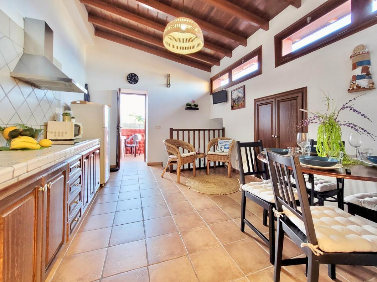 Bollullo Sunset - Apamate Apartment ลาโอโรตาวา ภายนอก รูปภาพ